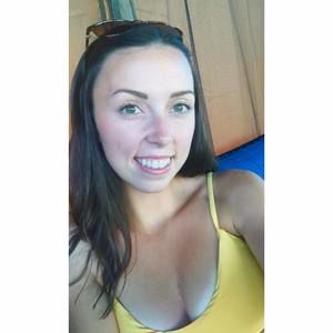 Meet your Posher, Kenzie